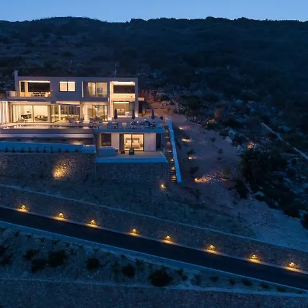 Aurora Luxury Retreat * Koríthion
